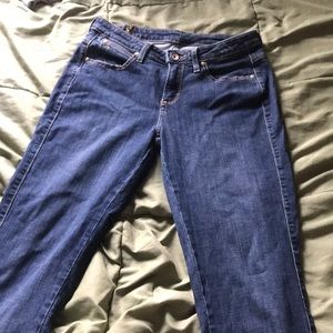Size 6 avg boot cut jeans